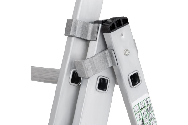 Лестница трехсекционная NV 1230 3*11 Новая высота