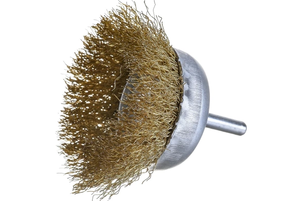 Корщетка чашечная, со шпилькой, стальная латунированная волнистая проволока 65 мм