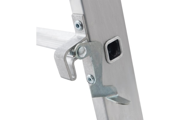 Лестница трехсекционная NV 1230 3*11 Новая высота